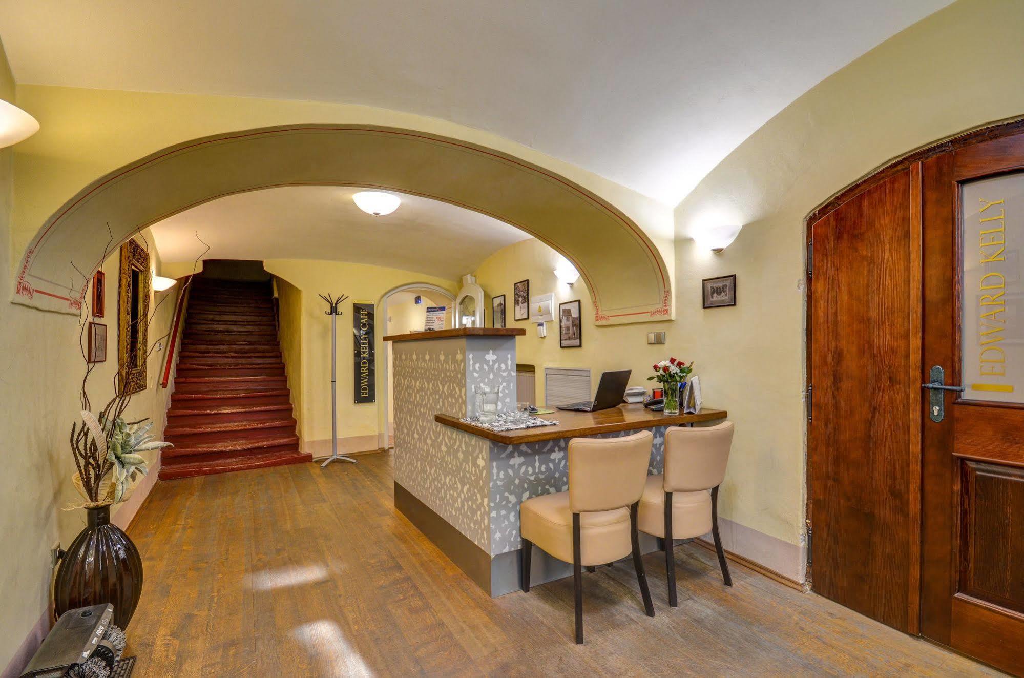 Hotel Edward Kelly Český Krumlov المظهر الخارجي الصورة