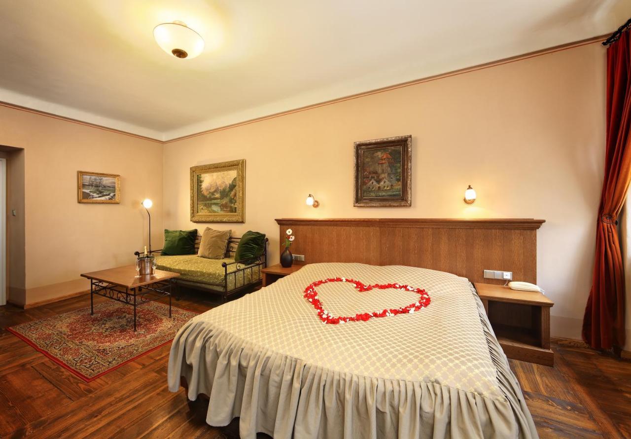 Hotel Edward Kelly Český Krumlov المظهر الخارجي الصورة